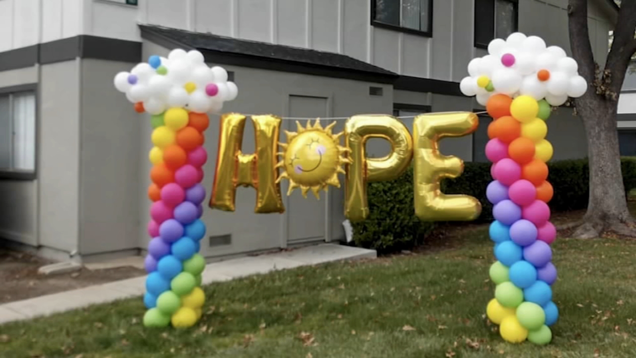 Bringing Joy to Kids’ Parties Bringing Joy to Kids’ Parties