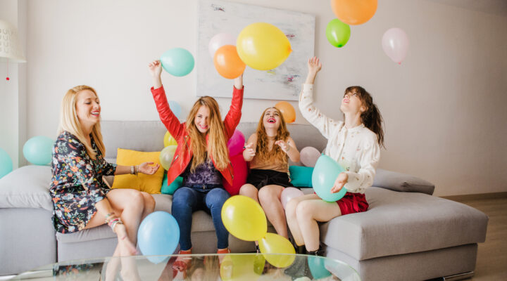 Balloon Decor: Essential Techniques for Party Planners