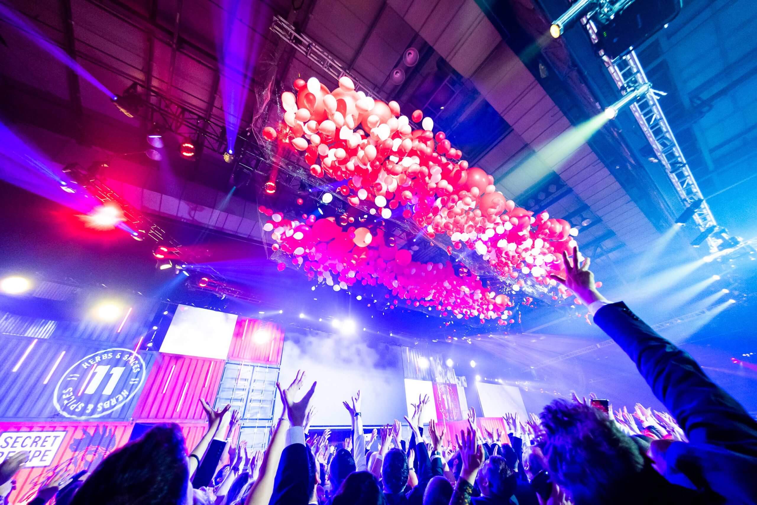 Balloon Drops Using Balloons for Brand Marketing & Experiential Events