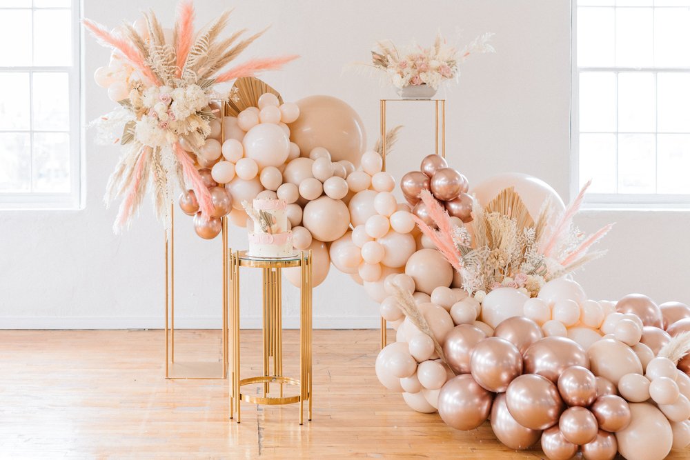 How to Create a Balloon Garland Like a Pro