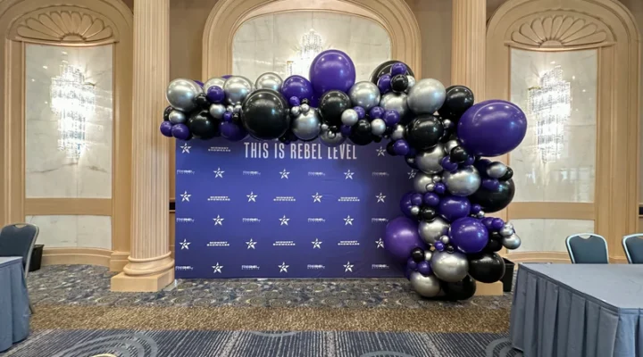 Corporate Events & Balloons: Professional Yet Fun!
