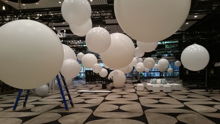 Giant Balloons. Giant Balloons.