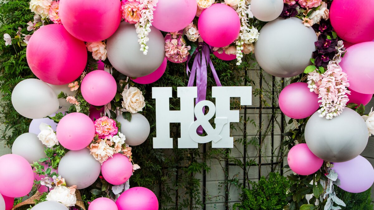 How to Create a Balloon Backdrop Balloon Decor: Essential Techniques for Party Planners