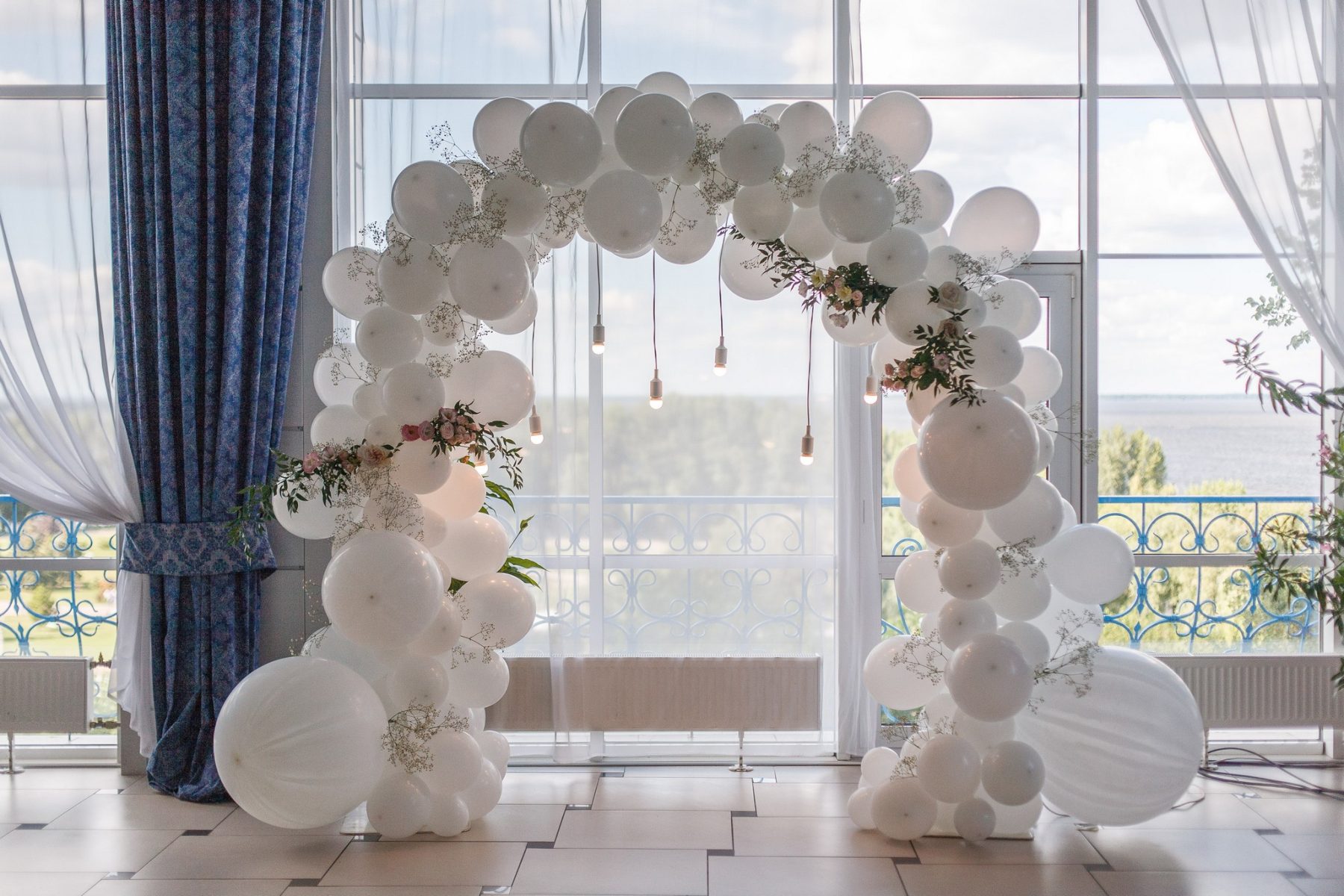 Organic Balloon Arches "The Ultimate Guide to Choosing Your Event Decor Style with Gleam Haven"