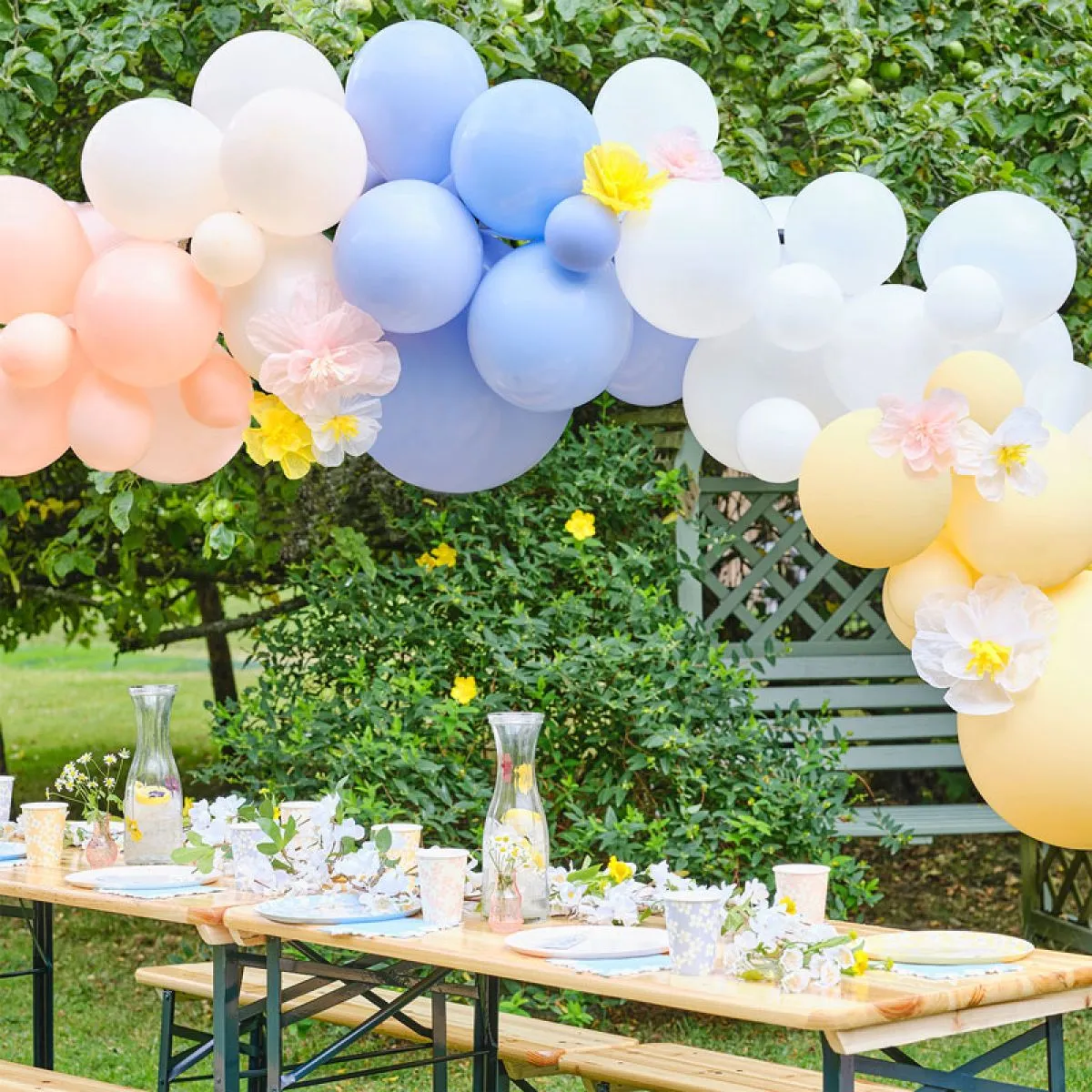 Spring Trends in Balloon Decor for Special Occasions