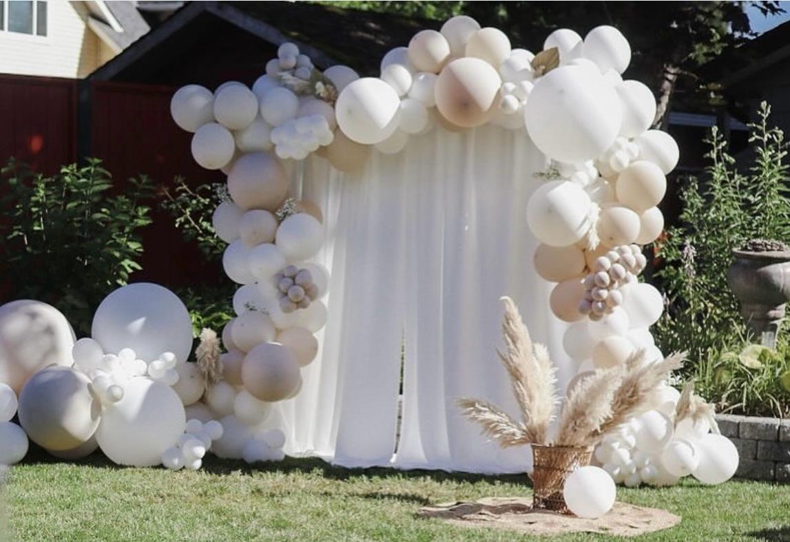 The Best Balloon Combinations for an Elegant and Luxurious Aesthetic The Best Balloon Combinations for an Elegant and Luxurious Aesthetic