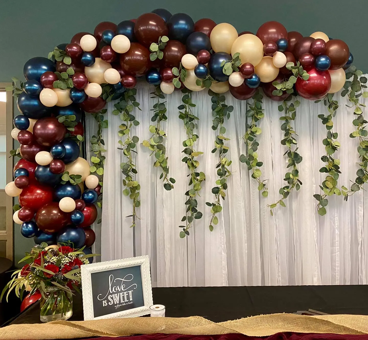The Rise of Luxury Balloon Decor – Why Premium Balloons Are Changing the Industry