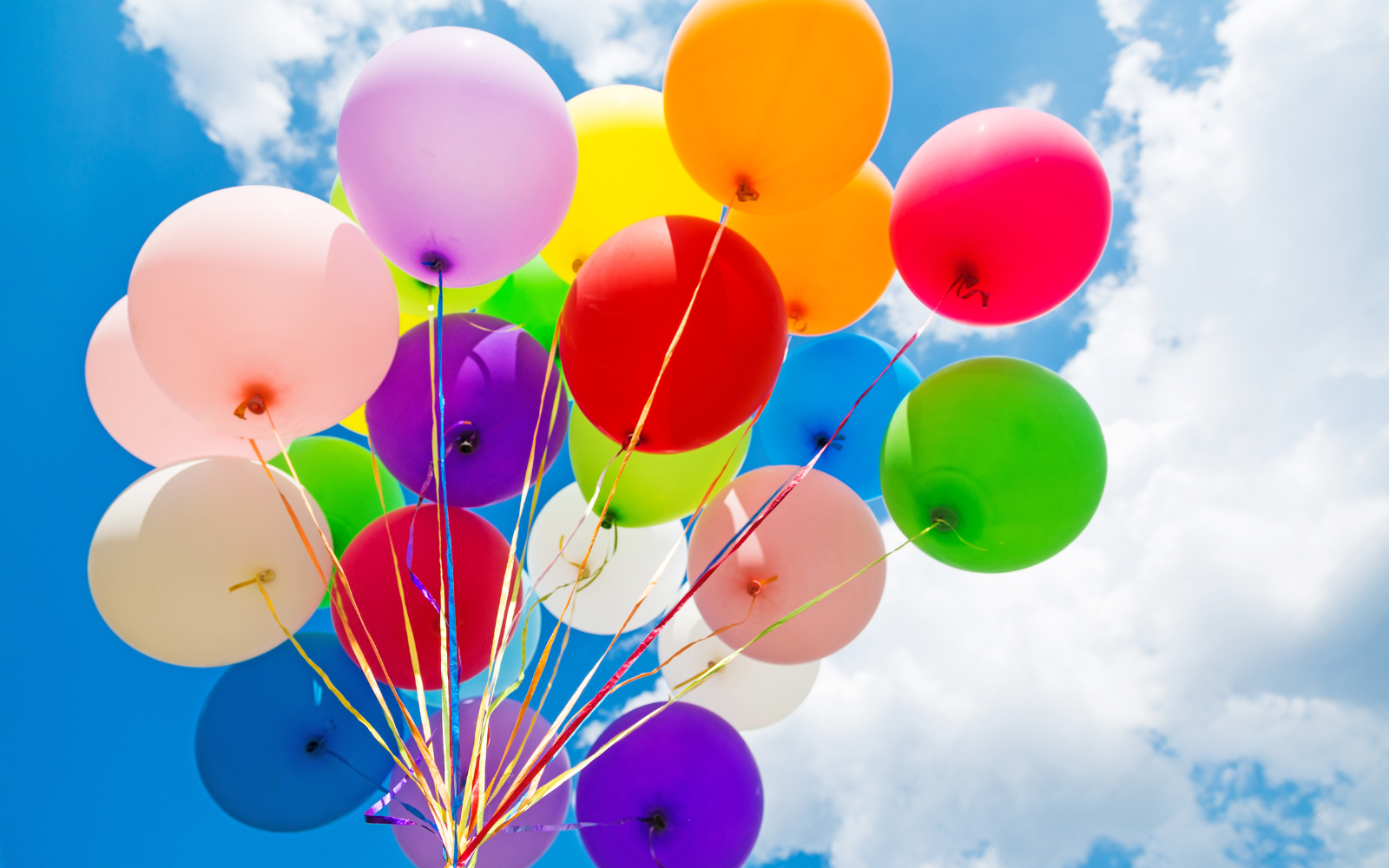 From Basic Latex to Premium Balloons: A Shift in Event Decor From Basic Latex to Premium Balloons: A Shift in Event Decor