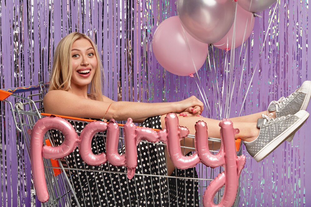 Photo Booth Ideas Featuring Number Balloons